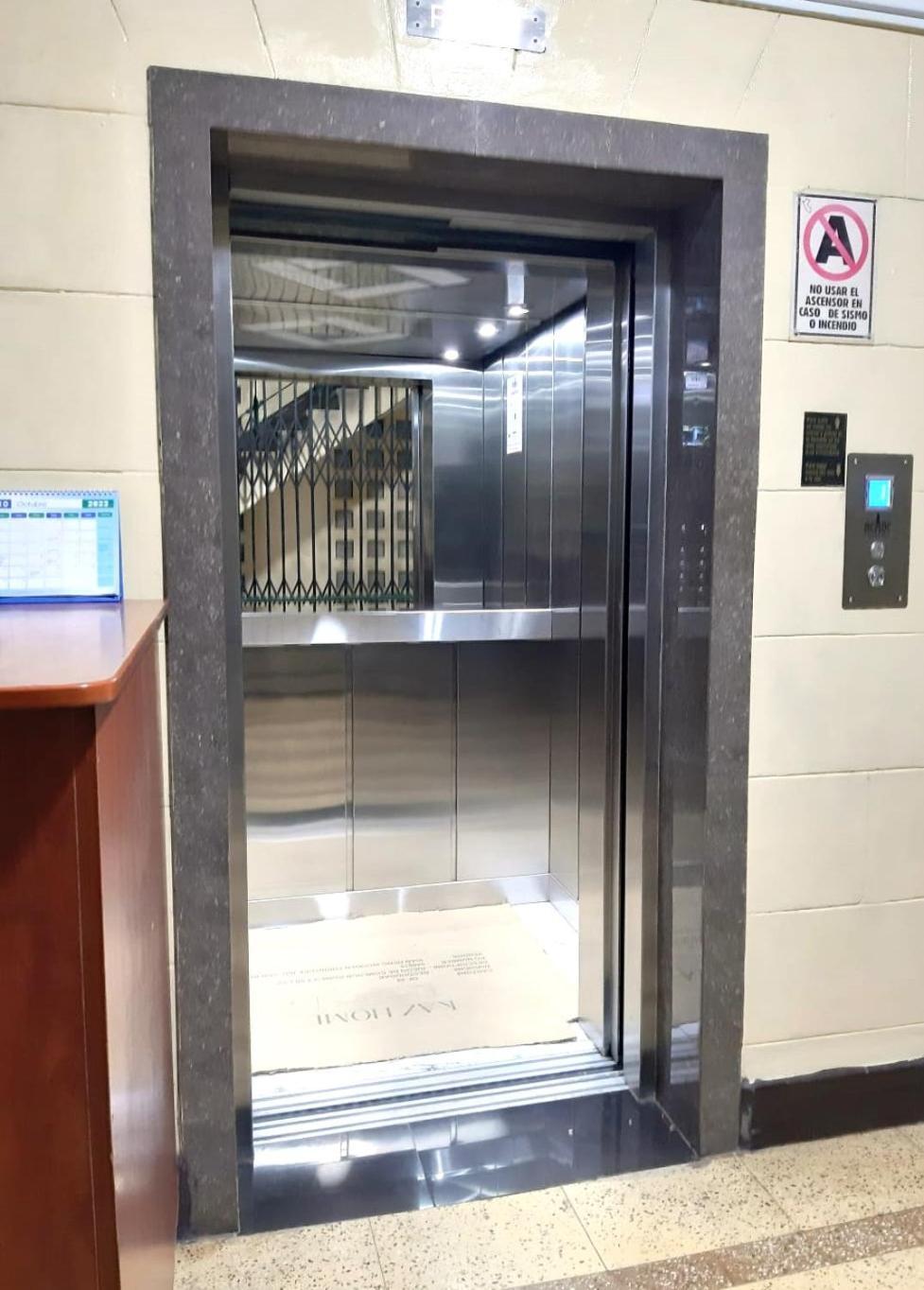 Apartamento Lindo - A 2 Cuadras De La Plaza De Armas Y Del Palacio De Gobierno Lima Bagian luar foto