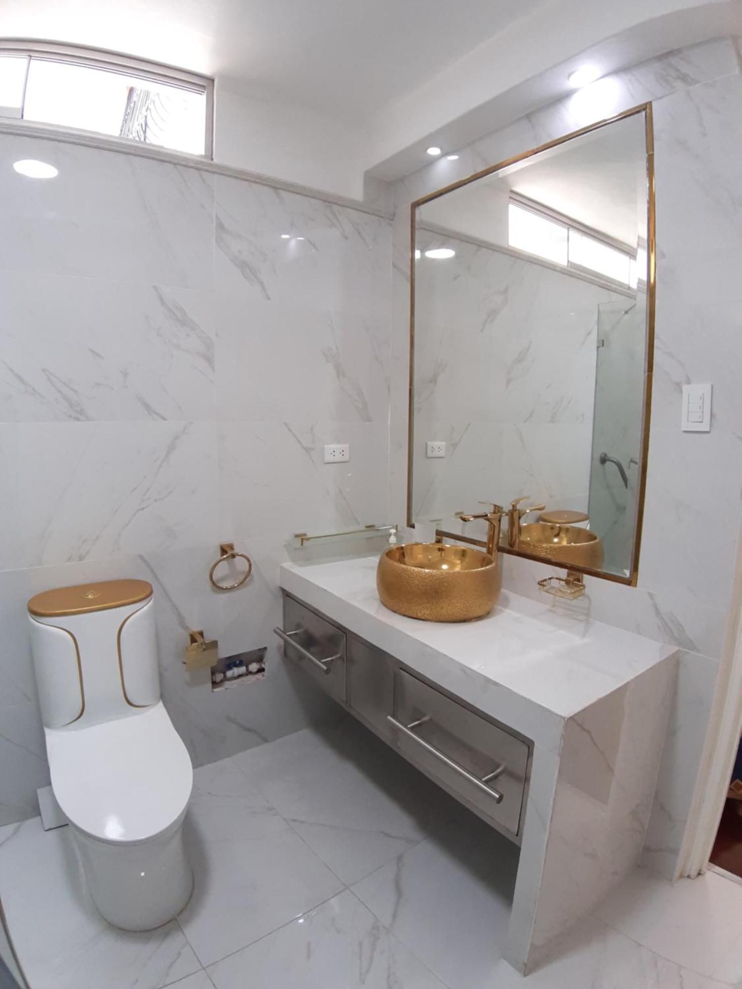 Apartamento Lindo - A 2 Cuadras De La Plaza De Armas Y Del Palacio De Gobierno Lima Bagian luar foto